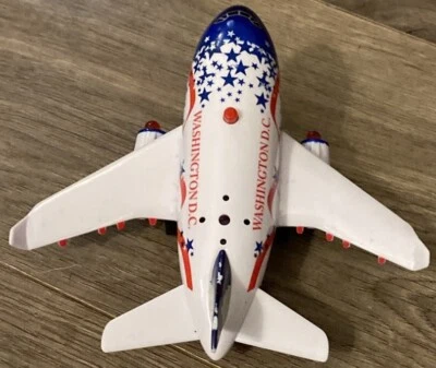 Daron Toytech TT60100 Washington DC Pullback probado luz y sonido trabajo Foto 1 de 4