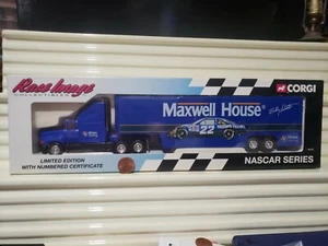 CORGI Race Image 1994 Limited Edn 1/64 BOBBY LABONTE MAXWELL HOUSE Transporter - Bild 1 von 2