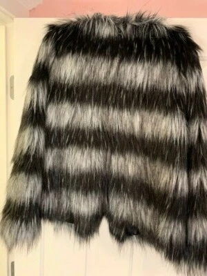 Chaqueta de piel sintética ASOS Foto 1 de 4