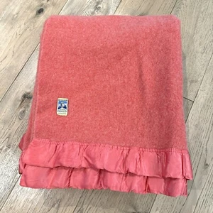 Vintage Kenwood Wool Blanket 70"x82" Pink Satin Trim Made in Canada - Picture 1 of 4