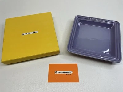 LE CREUSET 16cm Oriental Square Plate purple Japanese edition Rare new boxed lot - Image 1 of 4