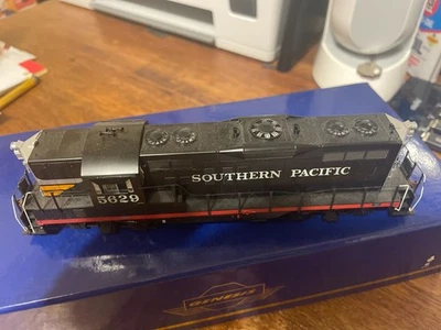 Athearn Genesis G62615 Southern Pacific Black Widow GP9 5629 DCC & Sound - Image 1 of 3