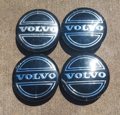 Volvo C30 C70 S40 S60 S80 V50 V70 XC70  center cap set 1998-2010 PN 30666913 S2 - Image 1 of 3