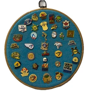 Huge Lot Of Toronto Blue Jays Baseball MLB Pins On Felt Ring Wow! - Picture 1 of 15