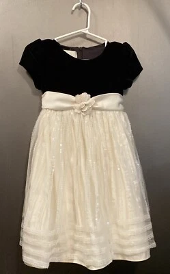 Vestido Cenicienta 4/4t blanco y negro Foto 1 de 4