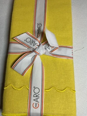 CARO HOME NAPKINS (4) YELLOW SCALLOP DESIGN ON EDGE 18 X 18 100% COTTON NIP - Image 1 of 2