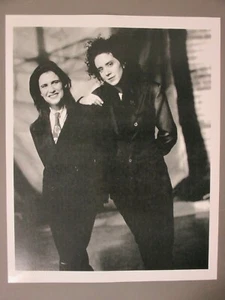 Wendy & Lisa Werbefoto 8 x 10 glänzend s/w von Princes Band trägt Anzüge! - Bild 1 von 1