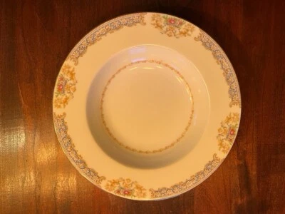 Cuenco de sopa Noritake Lauritz con borde, hecho en Japón ocupado, flores blancas, borde dorado Foto 1 de 3
