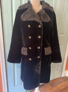 Adorable 1960’s Faux Fur Coat M/L - Picture 1 of 13