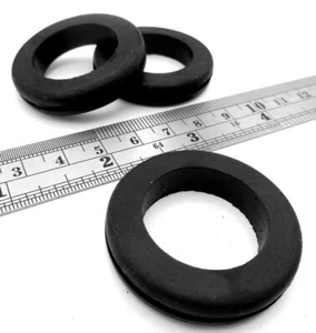 Gummitülle, passt 1 1/4 Rundloch, passt 1/8" dickes Material, hat 3/4" Innendurchmesser - Bild 1 von 12