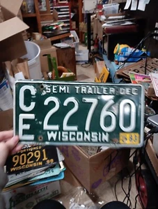 December 1982 Wisconsin Semi Trailer License Plate CE 22760 - Picture 1 of 22