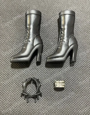 New Mattel Barbie Doll Accessories Set - Boots/Shoes, Necklace & Bracelet Black - image 1 of 4