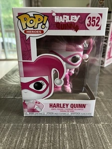Funko Pop Harley Quinn #352 consapevolezza del cancro al seno - Foto 1 di 6