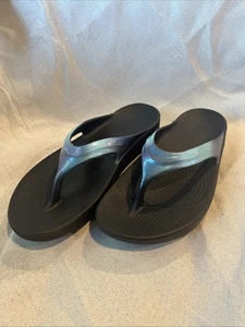 Oofos OOlala Luxe Sandals Womens Size 11 Atlantis Comfort Recovery Flip Flops - Picture 1 of 6