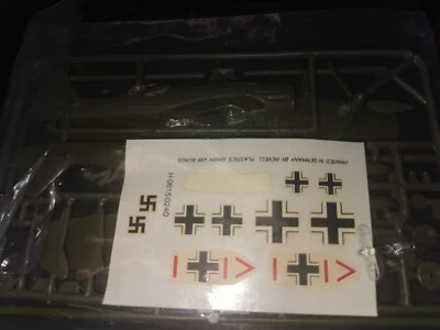 Focke-Wulf Fw-190 Revell H-615  1:72 no  box no instrutions b - Immagine 1 di 3