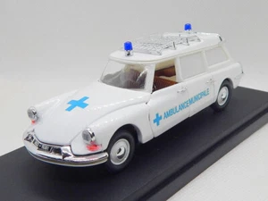 Citroën ID 19 Break 1956 Ambulance municipale RIO - Imagen 1 de 2