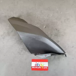 ♻️ 2022 APRILIA TUONO 125 - 21-23 - FRONT RIGHT FAIRING INFILL PANEL ♻️ SEE PICS - Picture 1 of 8