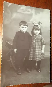 ANCIENNE PHOTO CP . GARÇON ET PETITE FILLE . ANNEES 20 PHOTO KRAEMER STRASBOURG - Imagen 1 de 3