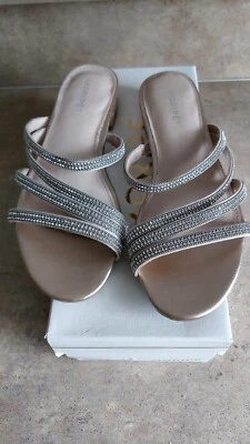 Sandalias Maripe~oro rosa~ talla 7,5 M ~~NUEVAS EN CAJA~~ Foto 1 de 4