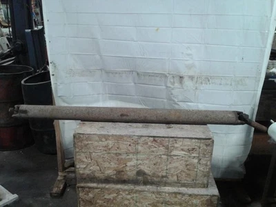 Rear Drive Shaft 2WD D Models 131" Wb Fits 92-93 DODGE 150 PICKUP 1548821 Foto 1 de 4