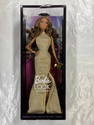 Barbie The Look Alfombra Roja Vestido Dorado Pestañas Enraizadas AA Diosa BCP87 Foto 1 de 4