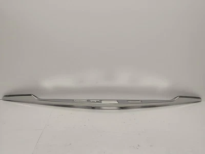 OEM TAILGATE HANDLE APPLIQUE 2017-2022 CADILLAC XT5 84898813 Foto 1 de 4