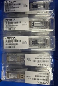 LOTTO 20 x ARISTA QSFP-100G-SWDM4 100GBASE-SWDM4 XVR-10167-20 *NUOVI ORIGINALI* - Foto 1 di 1