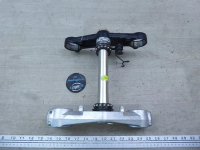 Suzuki GSXR 600 S20877 2001) triple árbol vástago de dirección abrazadera yugo Foto 1 de 4