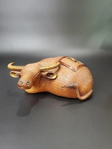 Caja canasta de búfalo de mimbre tejida a mano artesanías chinas Zhejiang de colección con tapa - Imagen 1 de 13