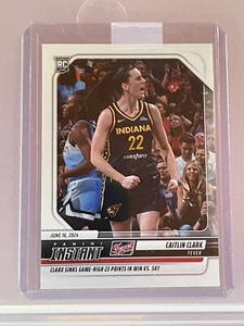 Caitlin Clark RC 2024-25 Panini Instant WNBA Fever 1 di 4.450 n. 72 - Foto 1 di 7