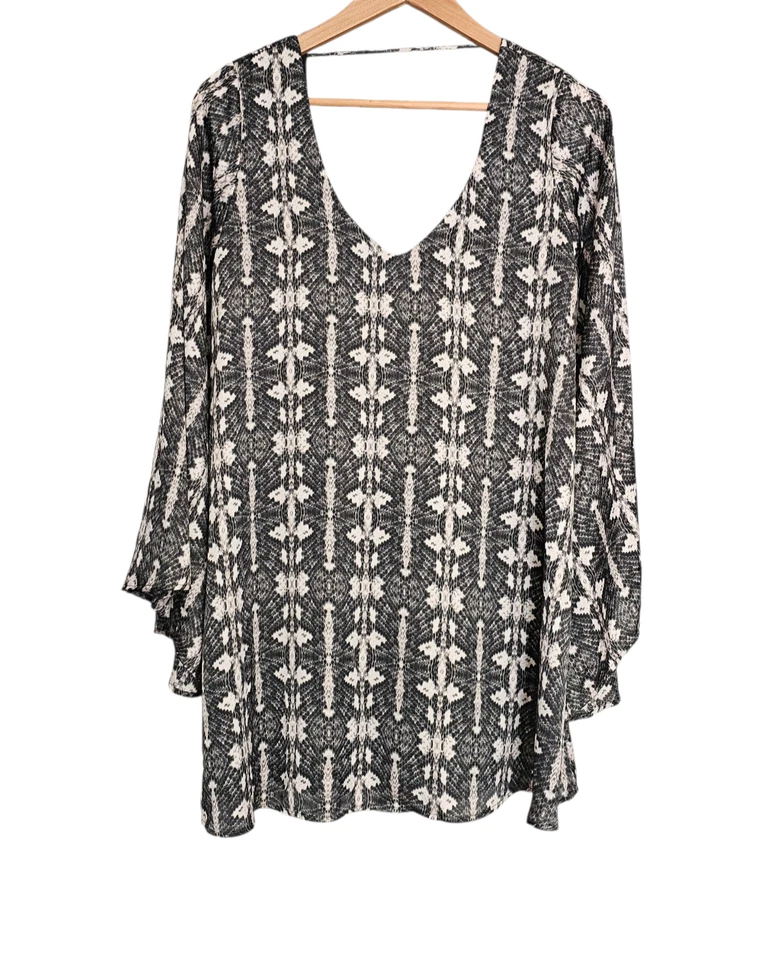 Para mujer - Mini vestido Show Me You Mumu Gabby espalda baja, talla pequeña Foto 1 de 4