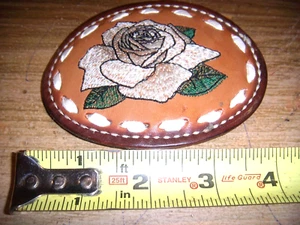 LADIES Vintage WESTERN LEATHER WHITE ROSE BELT BUCKLE - Picture 1 of 2