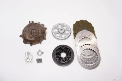 Husqvarna TX300 Embrague OEM Cubierta Esclavo Placa de Presión Buje Interior TX 300 M37 Foto 1 de 4