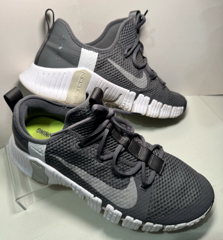 Nike Free Metcon 3 Men Size 13 Gray White Cross Training Lifting Gym Shoes GUC - Image 1 of 4