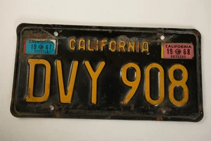 Placa de licencia de California 1963 acero negro amarillo (G4R-HSE/JSF6) DVY 908 Davy - Imagen 1 de 6