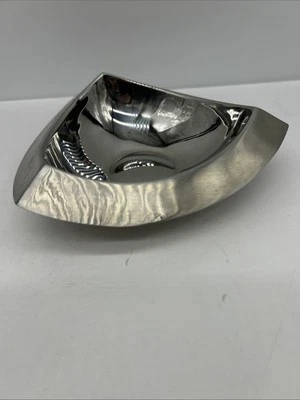 Yamazaki Stainless Steel Candy Nut Bowl 3 Sided Sm Serving Bowl Signature Collct - Image 1 of 4