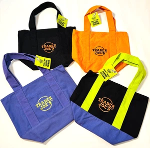 Trader Joes Halloween Mini Totes in Tela Set di 4 Logo Ricamato Doppio Manico - Foto 1 di 4
