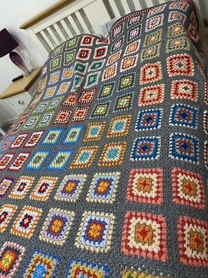 hand crochet huge Afghan blanket HUGE KING Sized beautiful Exquisite 102” X82” - Image 1 of 4
