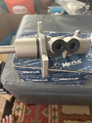 Cilindro maestro de freno MEYLE 100 532 0001 para AUDI VW.      (B-3) Foto 1 de 2