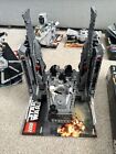 Lego Star Wars: Kylo Ren's Command Shuttle (75104)