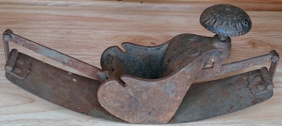 RARE Stanley No. 113 Circular Compass Plane Antique Woodworking Tool Parts - Image 1 of 4