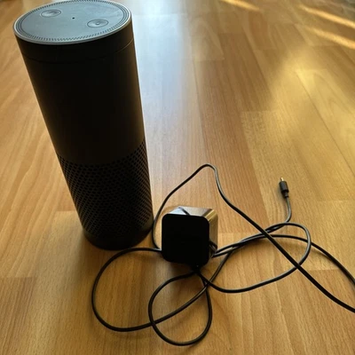 Amazon Echo (1. Generation) Sprachgesteuerter Smart Assistant - Schwarz - Bild 1 von 2