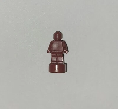 LEGO Microfigura Estatua Trofeo Pieza 6301335 Iron Man Armory 76216 Foto 1 de 3
