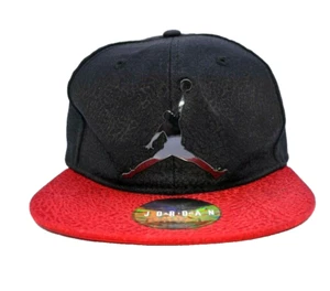 Jordan Air Retro Jumpman Black Red Cap Youth Size 8/20 Chrome Logo in EUC - Picture 1 of 6