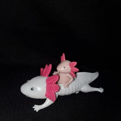 AXOLOTL JOYRIDE 5.75'' Pull-Back Car - Image 1 of 3