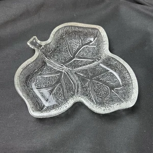 Thick Glass Embossed Leaf Nut Candy Trinket Dish - Picture 1 of 5