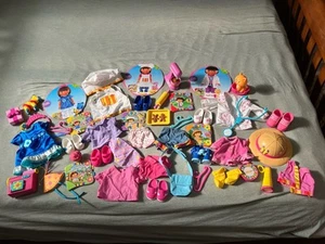 DORA the EXPLORER Dress Up Adventure Outfits Fisher-Price - Picture 1 of 8