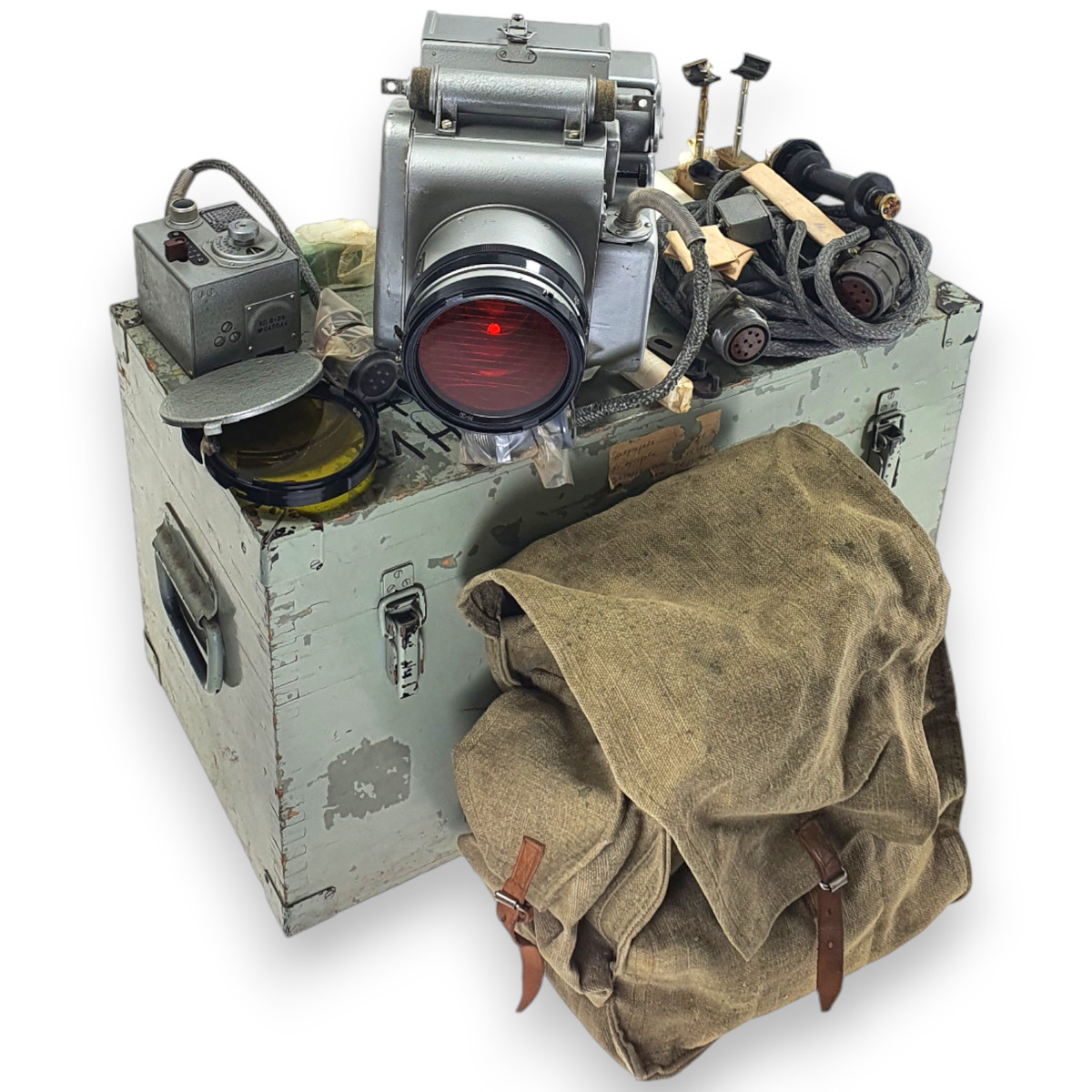 ロシア・ソ連製カメラ 写真集「Russian & Soviet Cameras」 10 Most Celebrated Vintage Soviet Cameras · Lomography