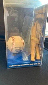 ASIAN KUNG-FU GENERATION 10th Anniversary Autographed Baseball Signed Collect - Picture 1 of 6