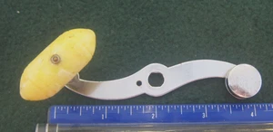 Vintage Penn GELBER BAKELIT Rollengriff #24-155: 66/112/113/49 - GOOD WRKING y1 - Bild 1 von 4